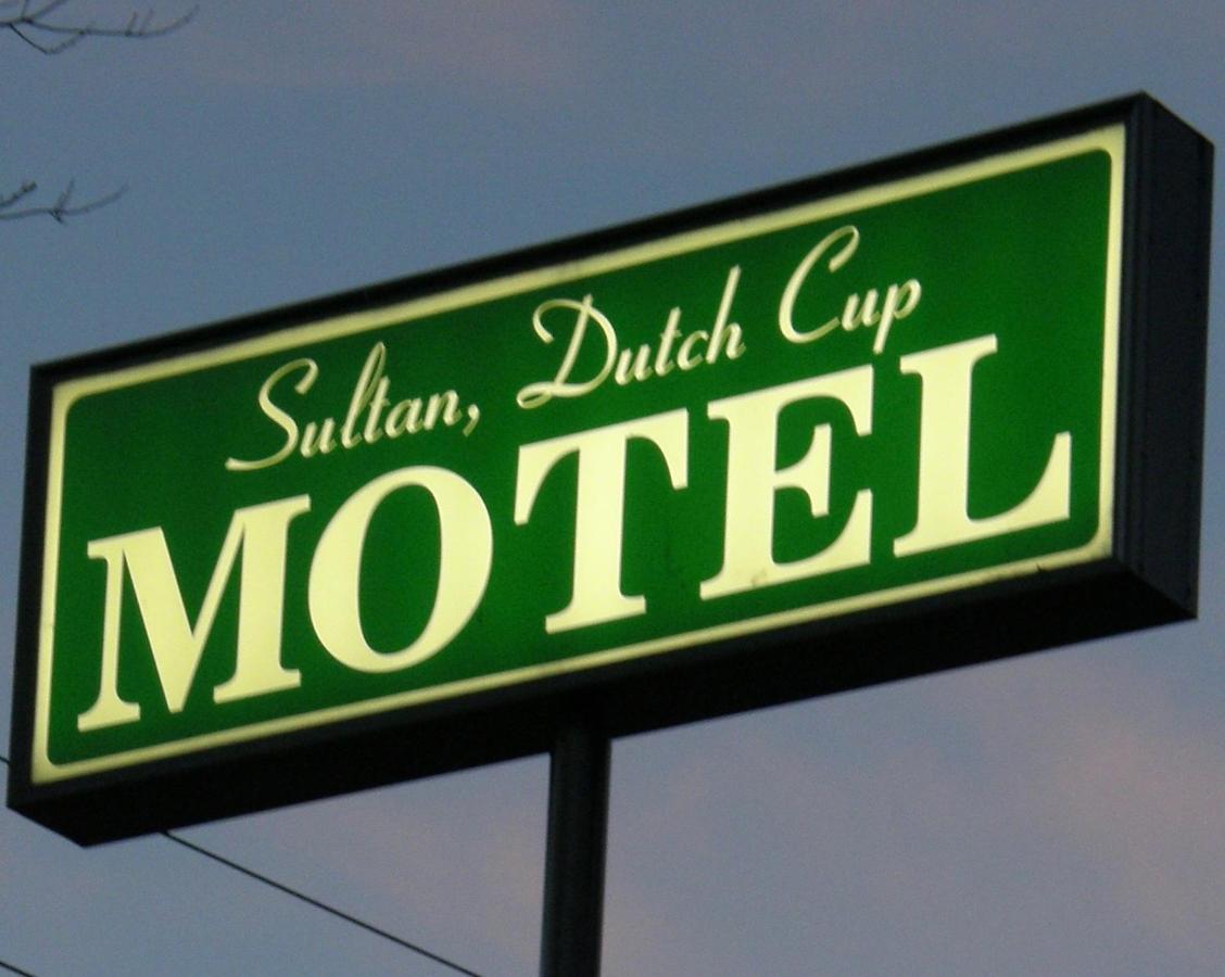 Dutch Cup Motel Sultan ภายนอก รูปภาพ